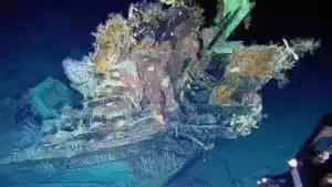 the record for the largest treasure of all time has just been confirmed at 17.4 billion but two countries are fighting over the rights to the discovery.jpg