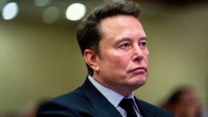elon gave them 72 hours after apple refused his 5 billion offer musk followed through with a ruthless ultimatum