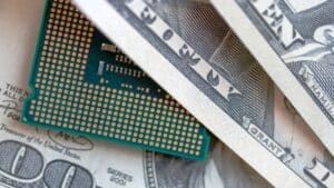 he thought he bought a new hard drive — then he found 800gb of data worth thousands of dollars (1)
